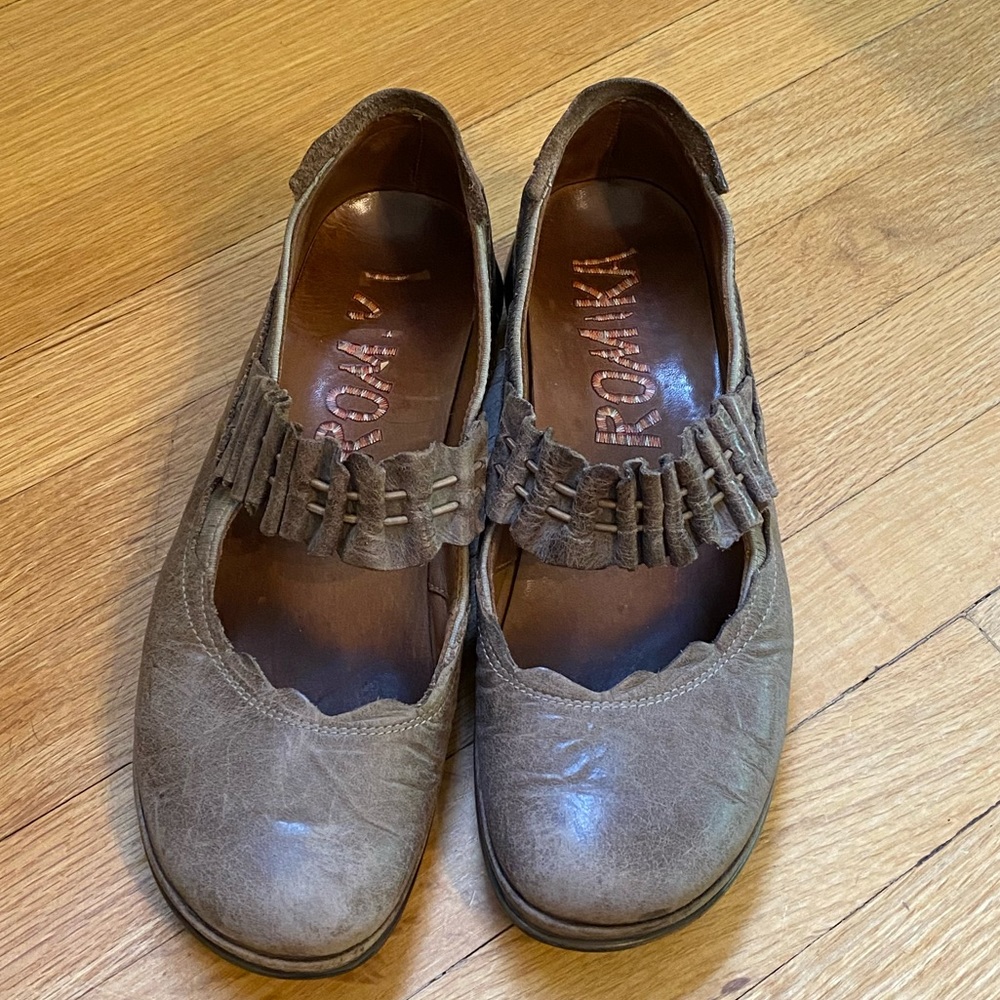 ROMIKA Mary Jane Leather Flats